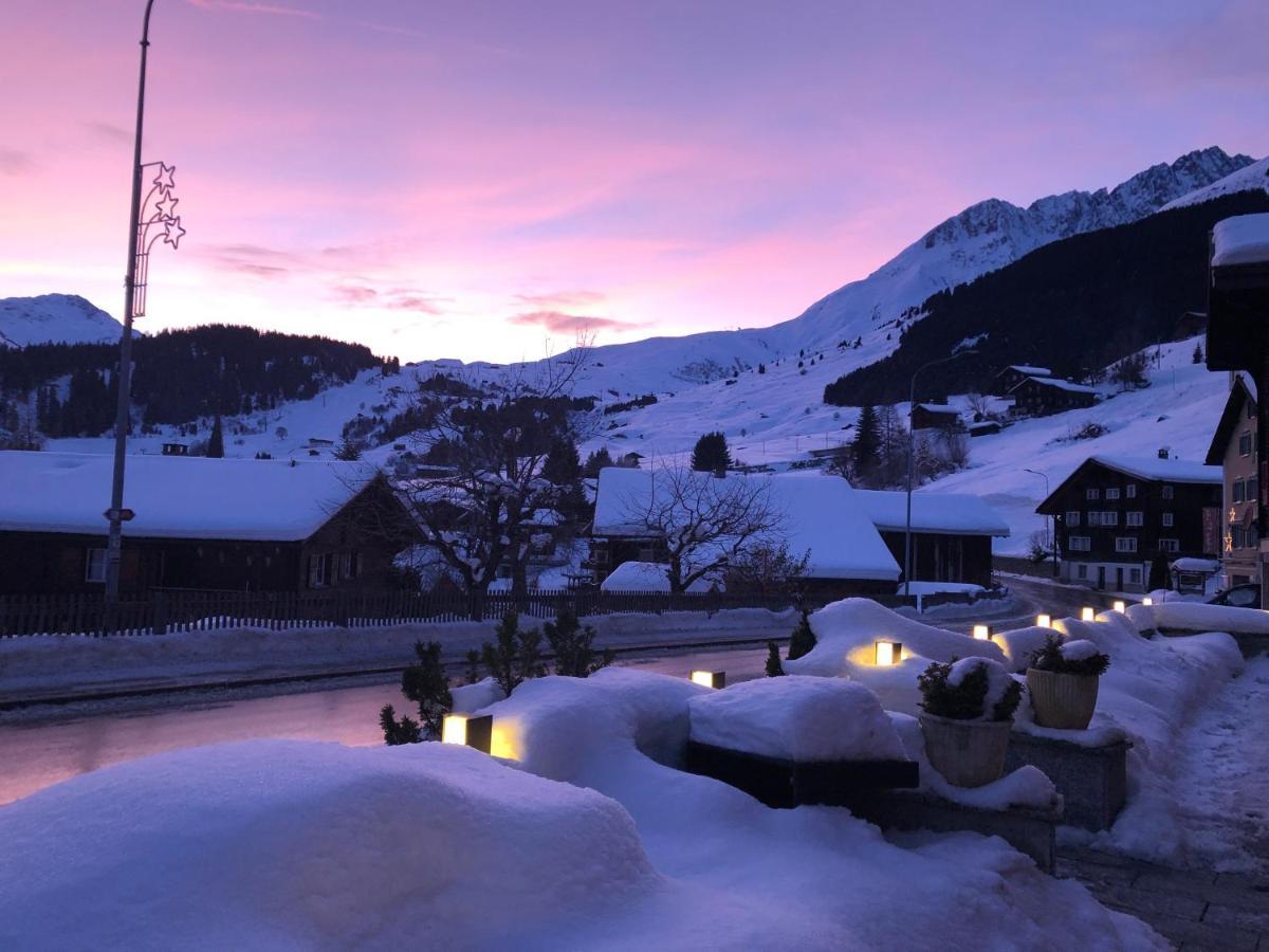 Mountain Lodge Sedrun Eksteriør billede